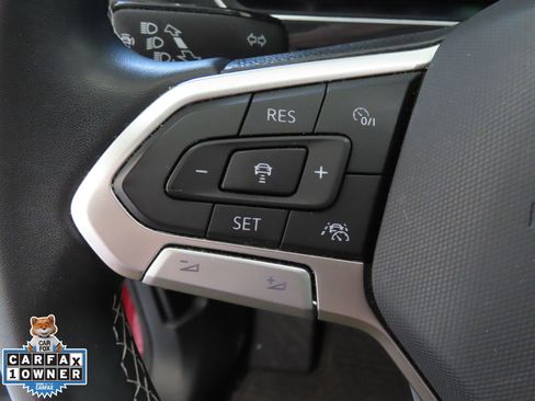 Used 2022 Volkswagen Tiguan SE FWD image 15
