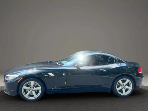 Used 2009 BMW Z4 sDrive30i RWD image 5