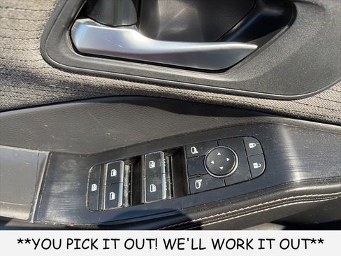 Used 2021 Nissan Rogue SV FWD image 11