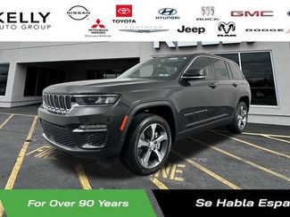 Used 2023 Jeep Grand Cherokee 4WD 4xe video 1