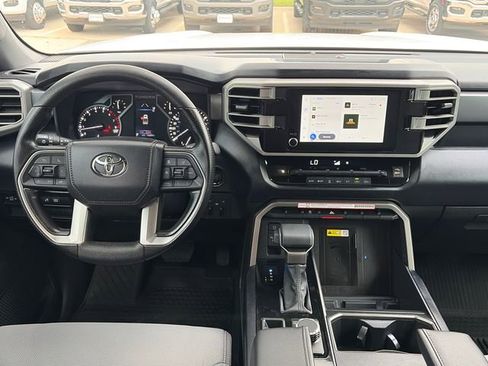 Used 2025 Toyota Tundra SR5 AWD/4WD image 14