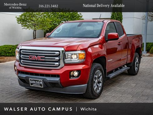 Used 2015 GMC Canyon SLE RWD image 1