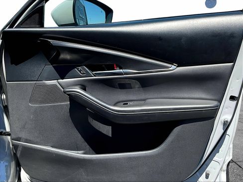 Used 2025 MAZDA CX-30 AWD 2.5 S w/ Preferred Package image 30