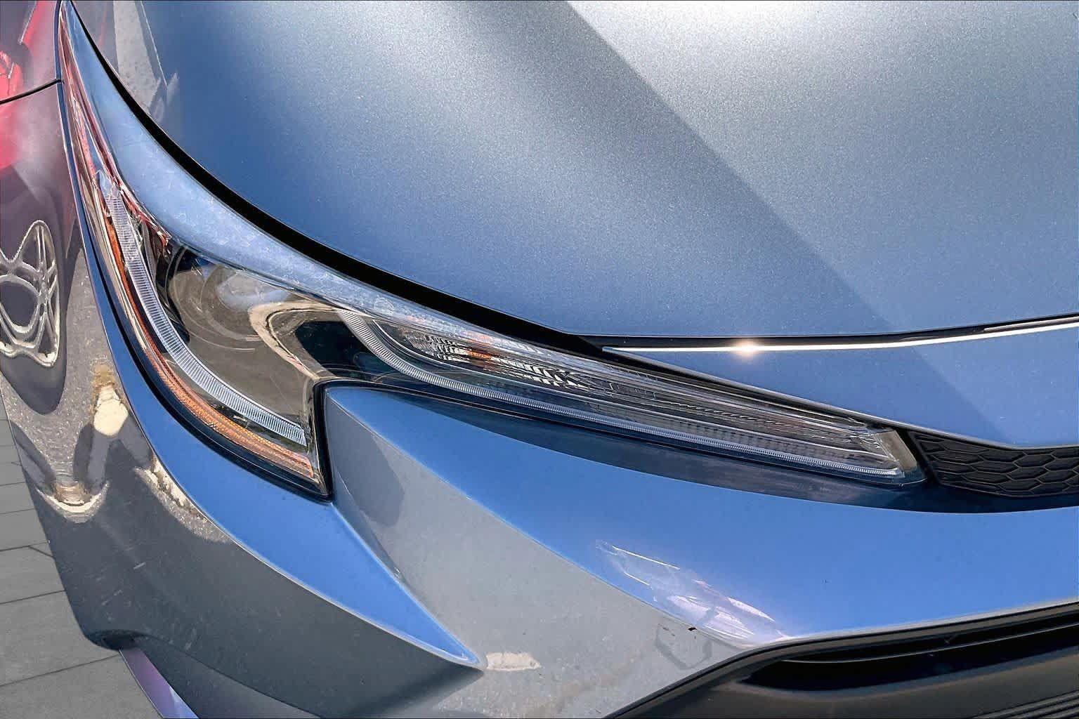 Used 2025 Toyota Corolla LE FWD image 25