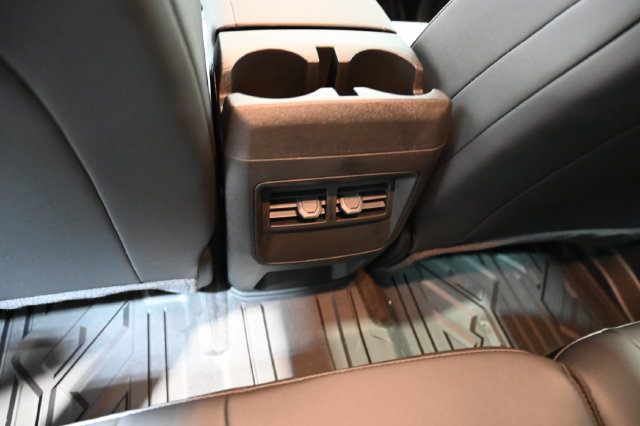 New 2026 Chevrolet Colorado Trail Boss AWD/4WD image 28