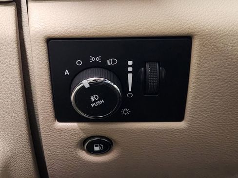 Used 2017 Jeep Grand Cherokee Limited RWD image 35