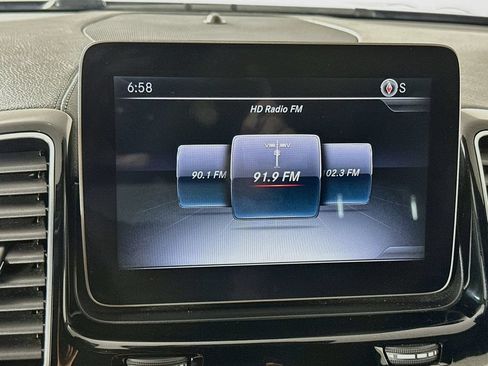 Used 2018 Mercedes-Benz GLS 450 4MATIC image 26