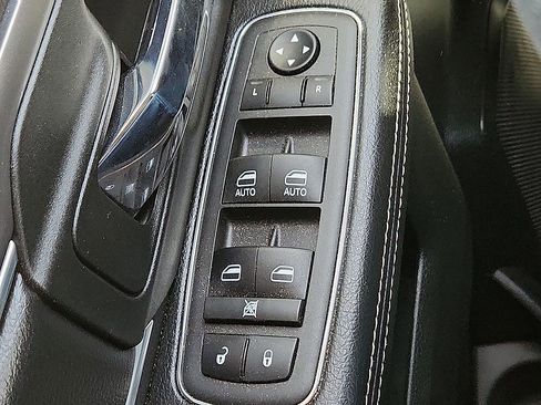 Used 2022 RAM 1500 Classic Warlock w/ Electronics Group image 9