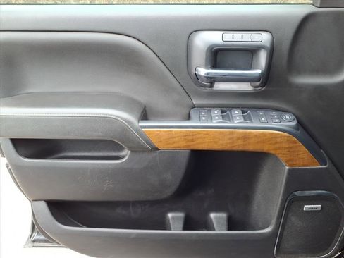 Used 2019 Chevrolet Silverado 2500 LTZ w/ Duramax Plus Package image 23