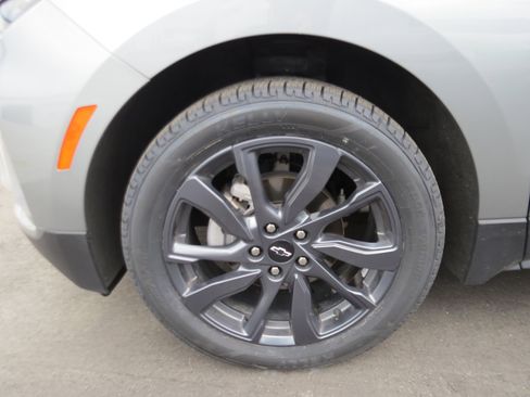 Used 2024 Chevrolet Equinox RS FWD image 8