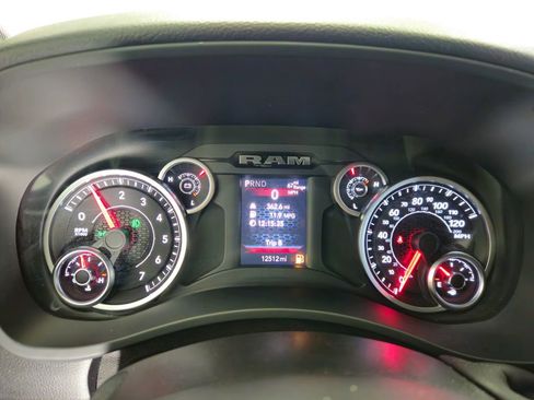 Used 2025 RAM 2500 Big Horn AWD/4WD image 14