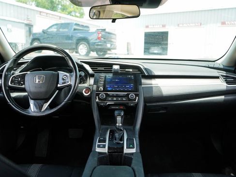 Used 2021 Honda Civic EX image 10