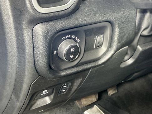 Used 2022 RAM 1500 Big Horn image 10
