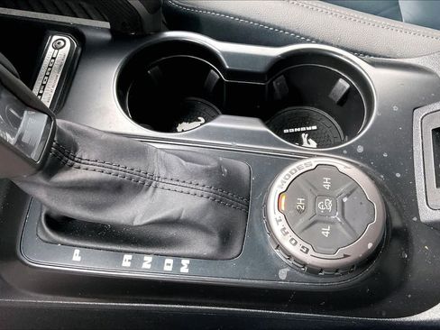 Used 2024 Ford Bronco Outer Banks image 35