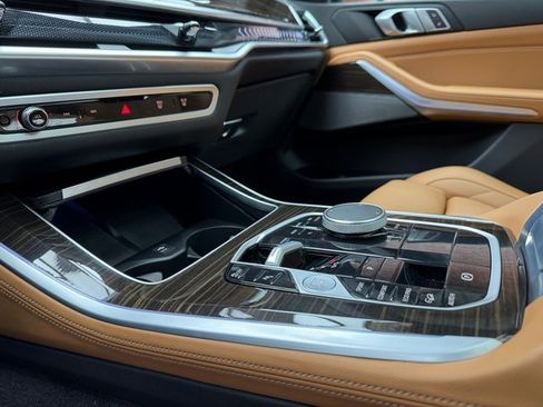 Certified 2024 BMW X5 xDrive40i w/ Premium Package image 19