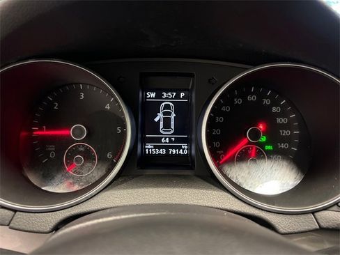 Used 2011 Volkswagen Golf TDI image 20