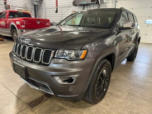 Certified 2020 Jeep Grand Cherokee Limited w/ Trailer Tow Group IV AWD/4WD image 39