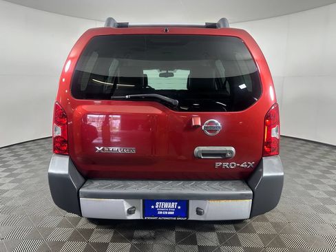 Used 2015 Nissan Xterra PRO-4X w/ Pro-4x Leather Package AWD/4WD image 4