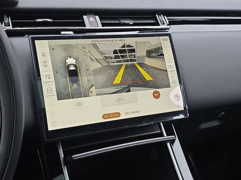 New 2026 Land Rover Range Rover Velar S image 23