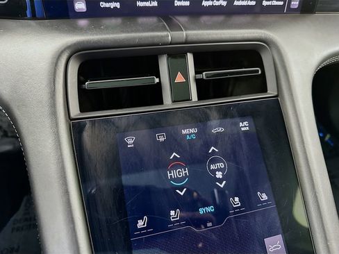 Certified 2020 Porsche Taycan Turbo S image 18