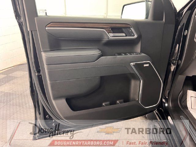 Used 2025 Chevrolet Silverado 1500 RST w/ Convenience Package II AWD/4WD image 28