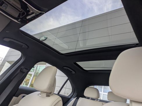 New 2026 Mercedes-Benz C 300 4MATIC Sedan image 14