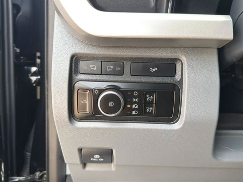 Used 2024 Ford F250 XLT w/ XLT Premium Package AWD/4WD image 33