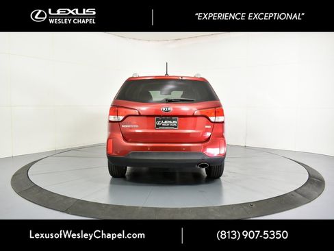 Used 2015 Kia Sorento LX image 7