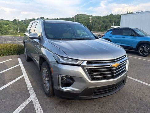 Certified 2024 Chevrolet Traverse LT AWD/4WD image 1