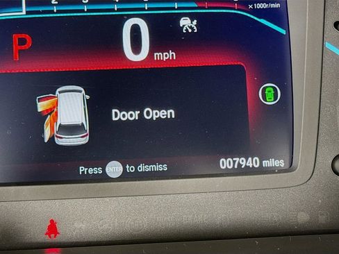 Certified 2023 Honda Odyssey Sport image 9