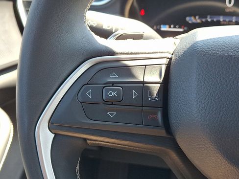 Certified 2023 Jeep Grand Cherokee Altitude image 20