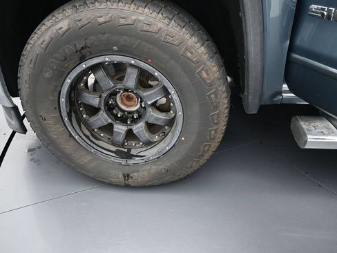 Used 2014 GMC Sierra 1500 SLE w/ SLE Value Package RWD image 16