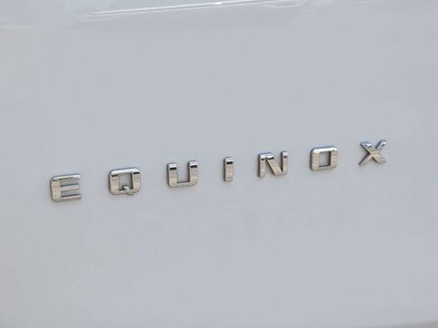 Used 2023 Chevrolet Equinox LS FWD image 13