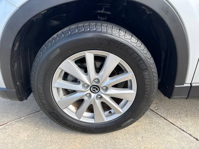 Used 2016 MAZDA CX-5 Touring FWD image 4