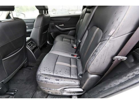Used 2025 MAZDA CX-90 3.3 Turbo w/ Select Package AWD/4WD image 12