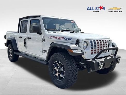 Used 2020 Jeep Gladiator Sport w/ Quick Order Package 24S image 1