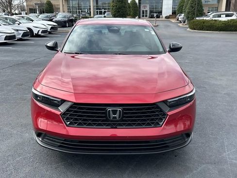 Used 2025 Honda Accord Sport image 9