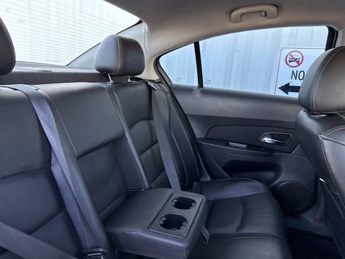 Used 2014 Chevrolet Cruze LTZ w/ Enhanced Safety Package image 38