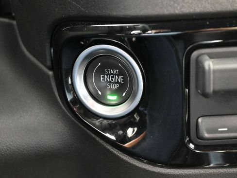 Used 2024 Chevrolet Silverado 1500 RST RWD image 32