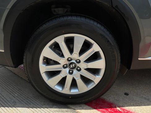 Used 2025 Hyundai Palisade SEL FWD image 9