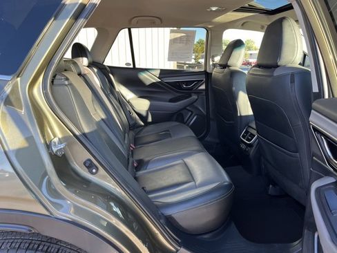 Used 2021 Subaru Outback Onyx Edition XT image 32