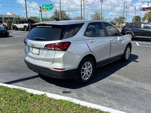 Certified 2022 Chevrolet Equinox LS w/ LS Convenience Package image 6
