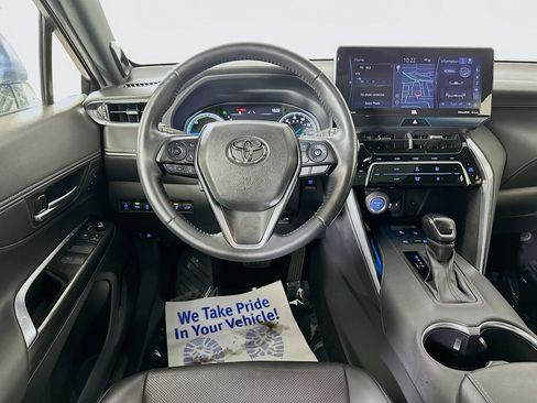 Used 2021 Toyota Venza Limited w/ Carpet Mat Package (TMS) image 21