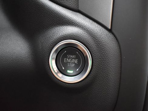 New 2025 GMC Sierra 1500 Pro w/ Pro Value Package AWD/4WD image 16