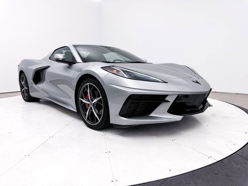 Used 2020 Chevrolet Corvette Stingray w/ 3LT Preferred Equipment Group image 14