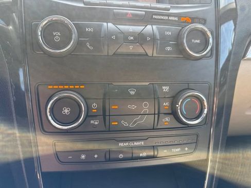 Used 2018 Ford Explorer FWD image 15