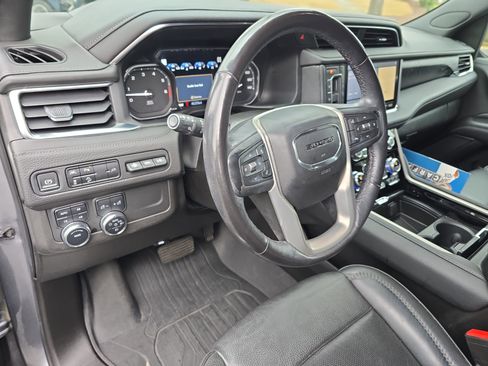 Used 2021 GMC Yukon Denali image 17