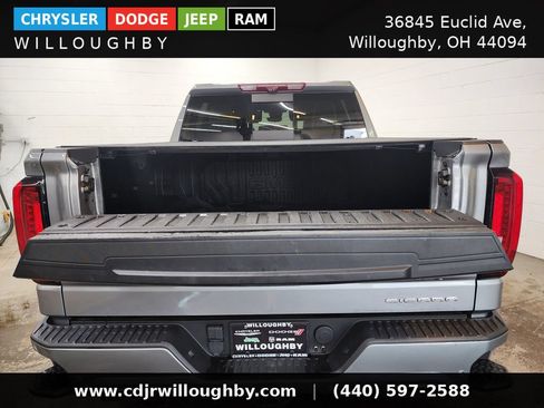 Used 2023 GMC Sierra 1500 Denali Ultimate AWD/4WD image 38