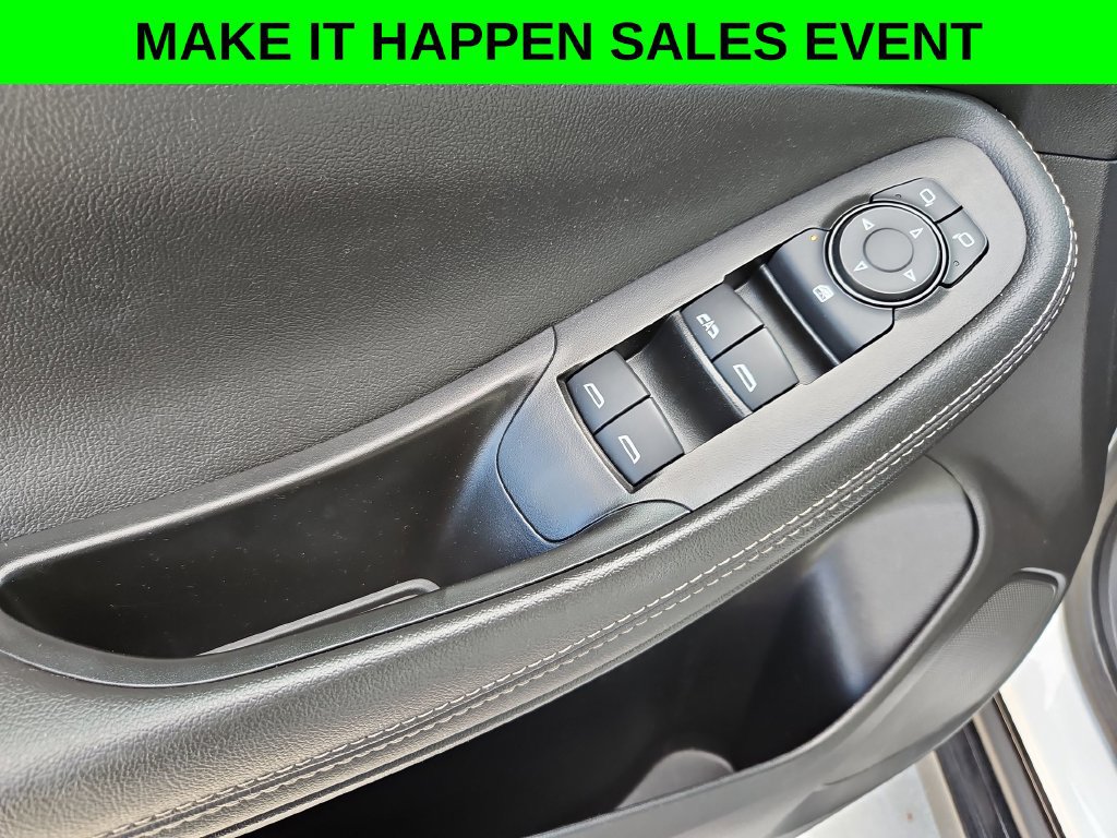 Used 2024 Buick Encore GX Sport Touring AWD/4WD image 12