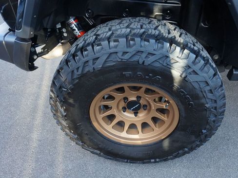 Used 2021 Jeep Wrangler Unlimited Rubicon AWD/4WD image 18